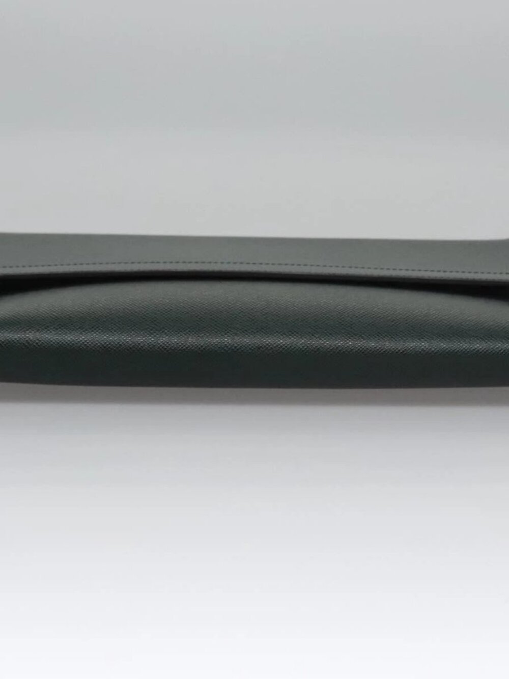 LOUIS VUITTON Taiga Leather Volga Briefcase Epicea M30204 LV Auth BA235 - Picture 6 of 16